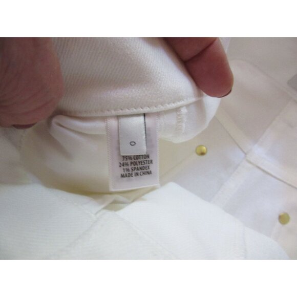 St. John White Jeans With Raw Hems High Waisted Crop Pants Size 0 - Picture 8 of 8